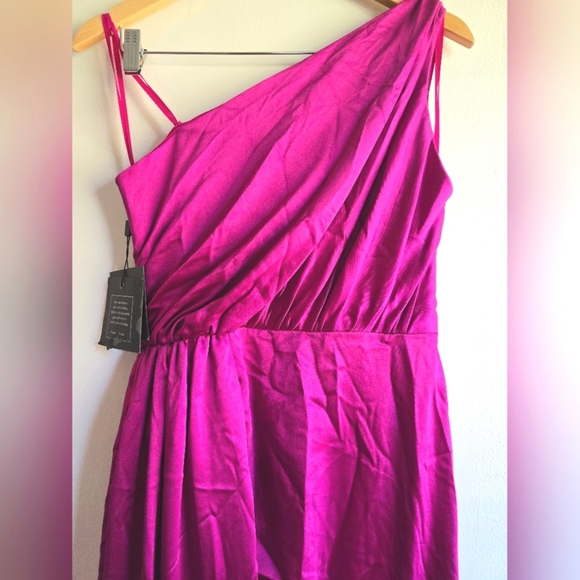Ieena for Mac Duggal, Gathered One Shoulder Satin Faux Wrap Gown,Berry, 4 -NEW! - Picture 8 of 12